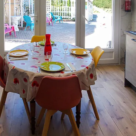 Vakantiehuis In With Wifi Pierre-Chatel
