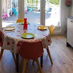 Σπίτι διακοπών Lovely In Pierre-Chatel