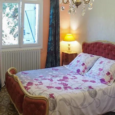 2 Bedroom Beautiful In *