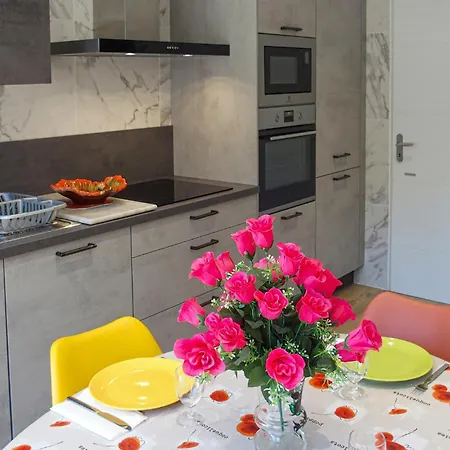 Holiday home 2 Bedroom Beautiful In Pierre-Chatel