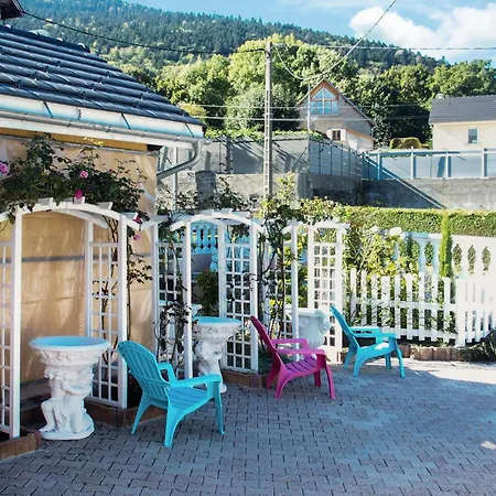 2 Bedroom Beautiful In Holiday home Pierre-Chatel